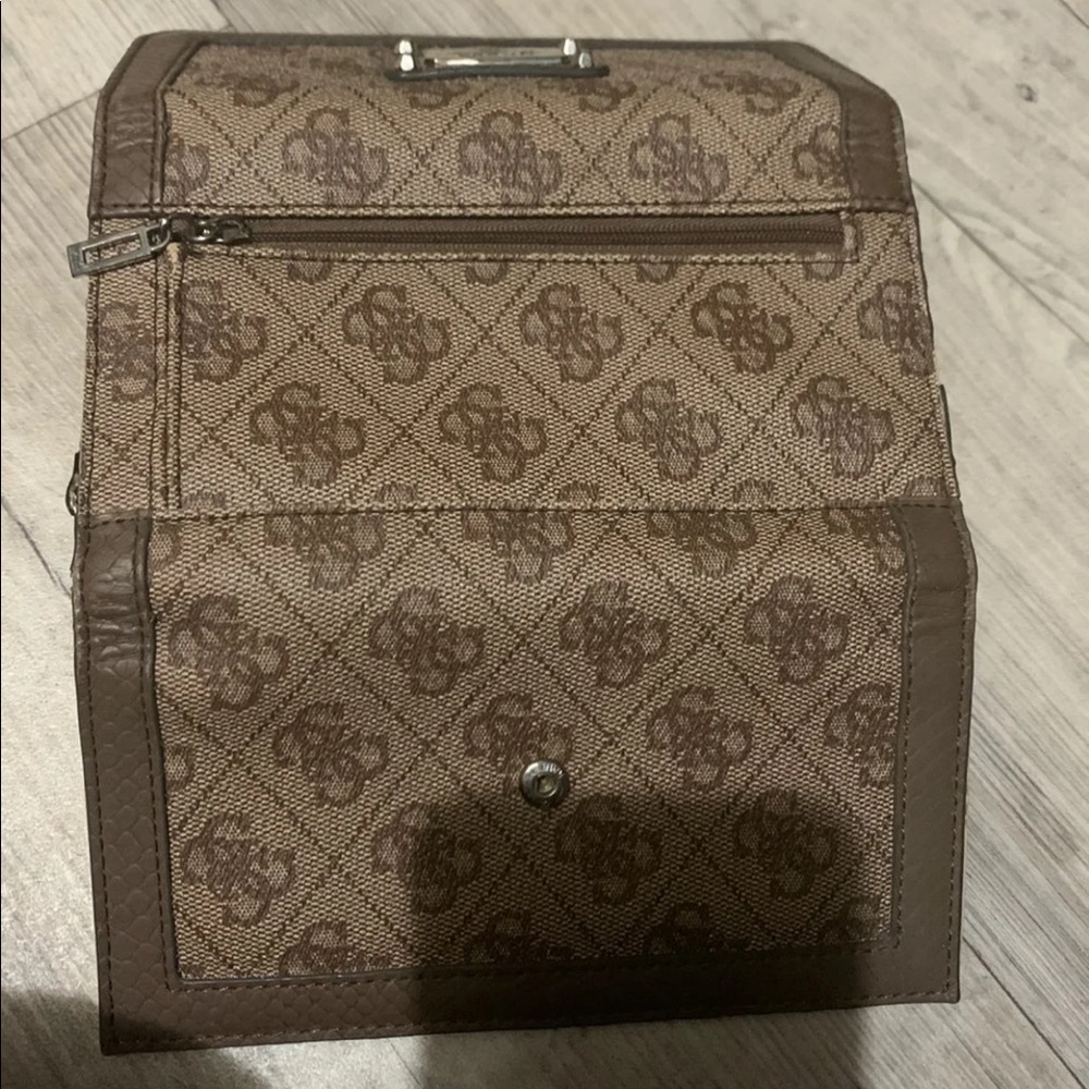 Guess long Wallet brown